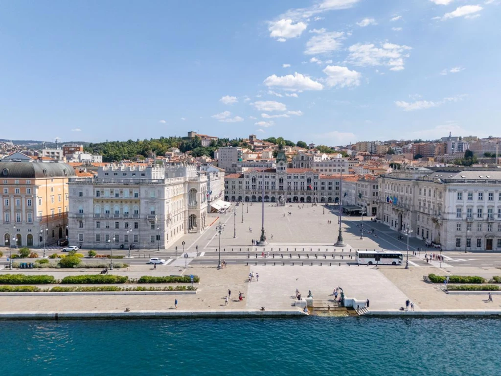 KLASİK İTALYA PROMO TURU TÜRK HAVA YOLLARI İLE 7 GECE Trieste Şehir Turu Dahil!Sabah Ljubljana gidiş – Akşam Ljubljana Dönüş || 16997||22502