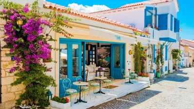 Salda Gölü Pamukkale Çeşme Alaçatı Turu / 1 Gece Otel Konaklamalı / İstanbul Çıkışlı