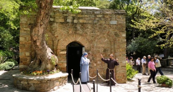Full Day Ephesus Classic Private Mercedes Van + Driver + Tour Guide