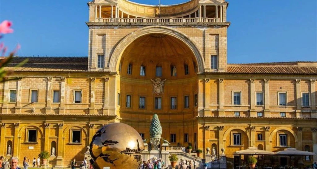 İzmir Çıkışlı Büyük İtalya & Amalfi Kıyıları Turu (Napoli - Milano)