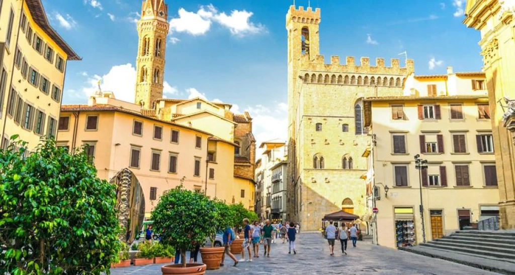İzmir Çıkışlı Büyük İtalya & Amalfi Kıyıları Turu (Napoli - Milano)