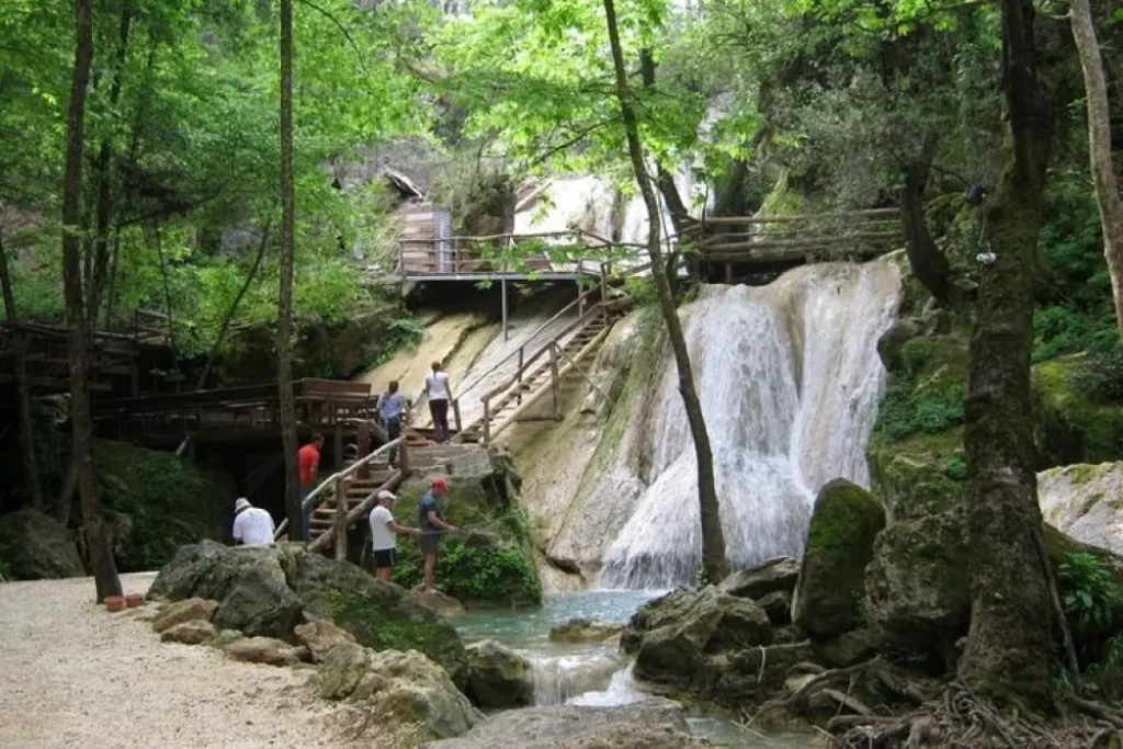 Side Cabrio Bus Nature & Culture Tour with Green Canyon Cruise