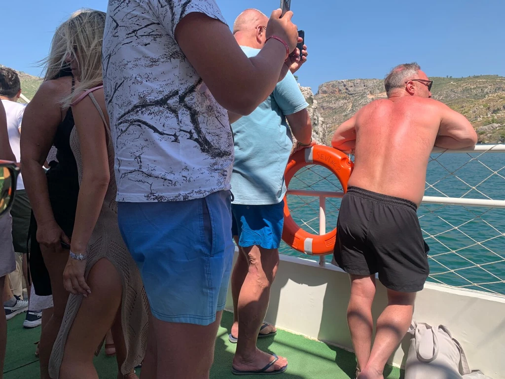 Green Canyon Boat Trip with Lunch & Soft Drinks from Side