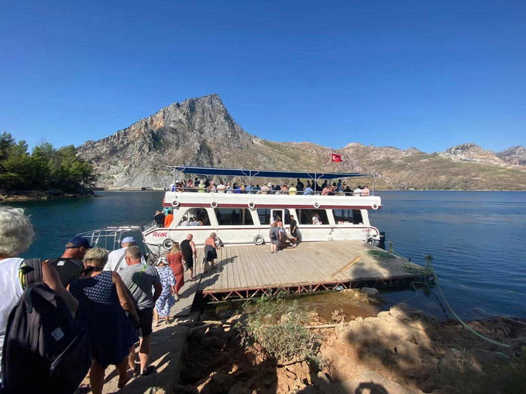 Green Canyon Boat Trip with Lunch & Soft Drinks from Side
