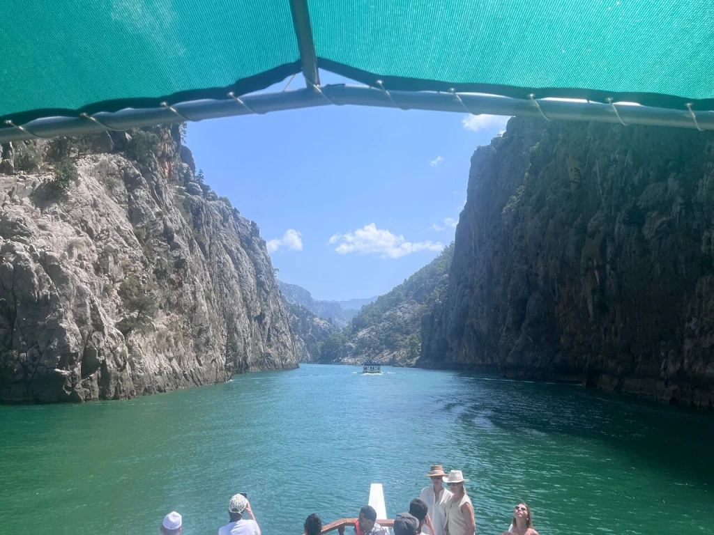 Green Canyon Boat Trip with Lunch & Soft Drinks from Side