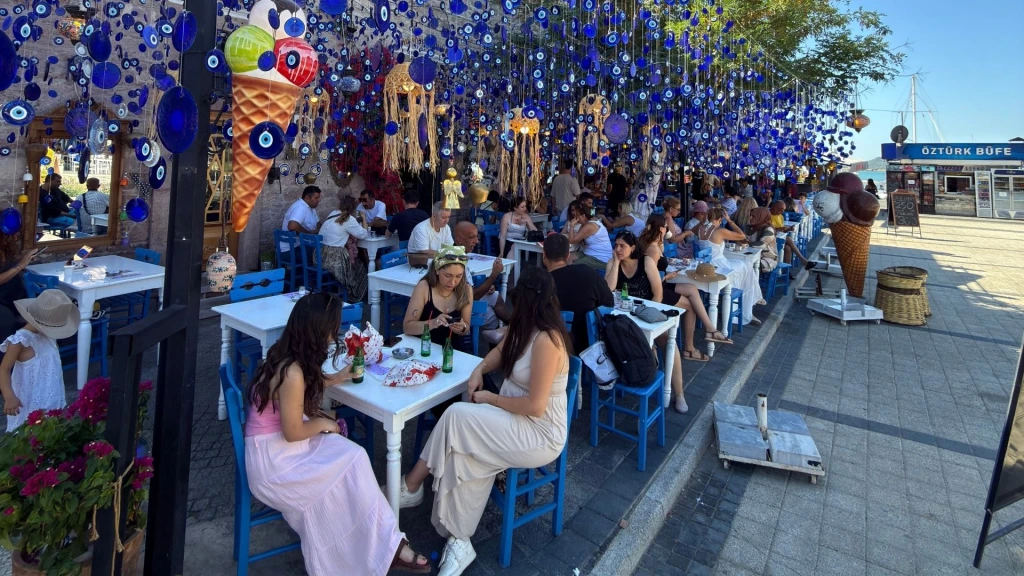 Bozcaada Assos Cunda Adası ve Ayvalık Tekne Turu /  1 Gece Otel Konaklamalı / İstanbul, Gebze ve Bursa Çıkışlı