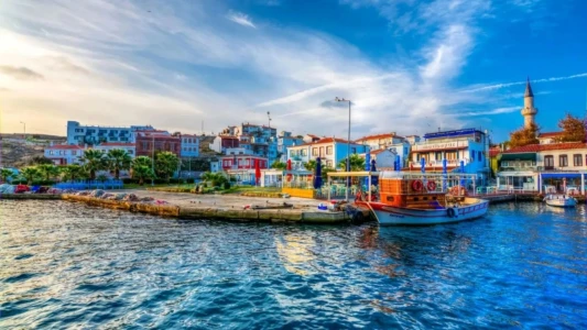 Bozcaada Assos Cunda Adası ve Ayvalık Tekne Turu /  1 Gece Otel Konaklamalı / İstanbul, Gebze ve Bursa Çıkışlı