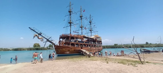 Manavgat Bazaar & Boat Trip from Side