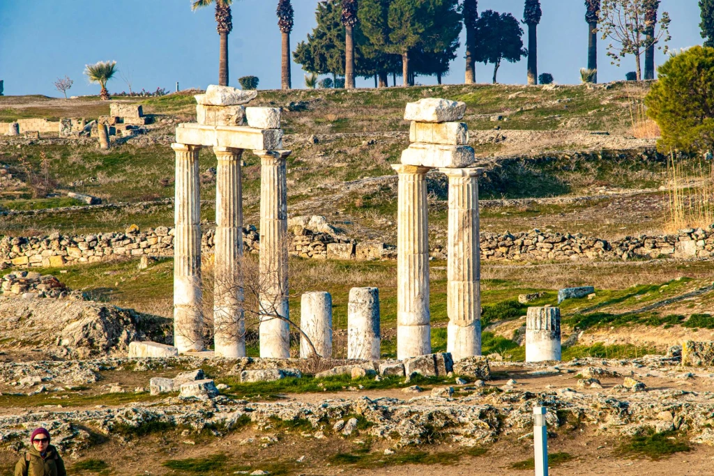 Side to Pamukkale Tour: Cotton Castle & Hierapolis Day Trip