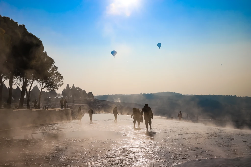Side to Pamukkale Tour: Cotton Castle & Hierapolis Day Trip