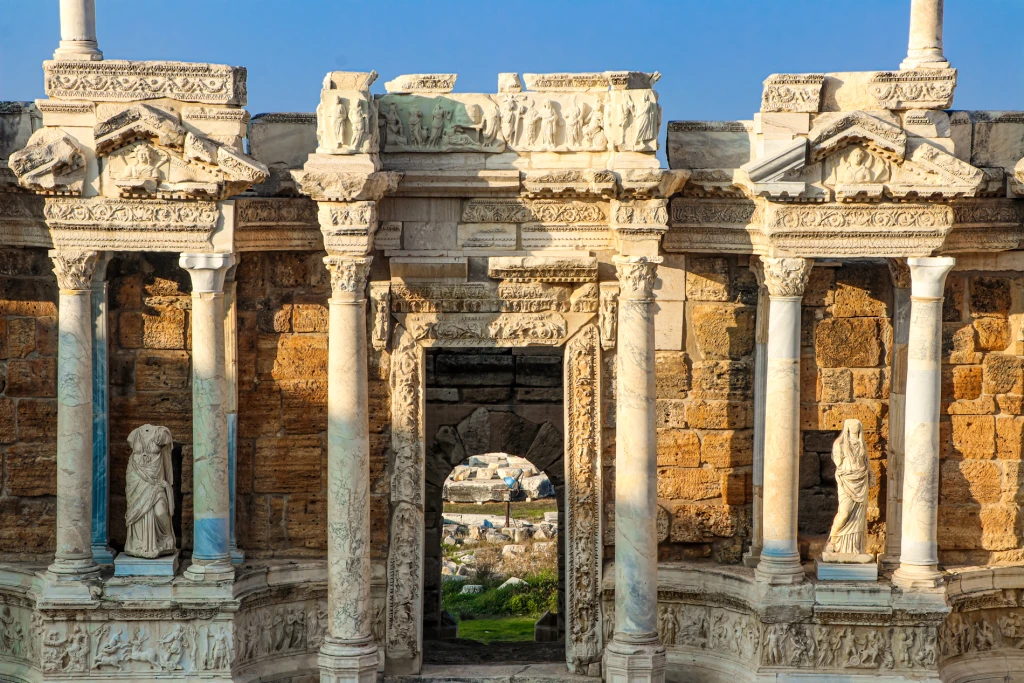 Side to Pamukkale Tour: Cotton Castle & Hierapolis Day Trip