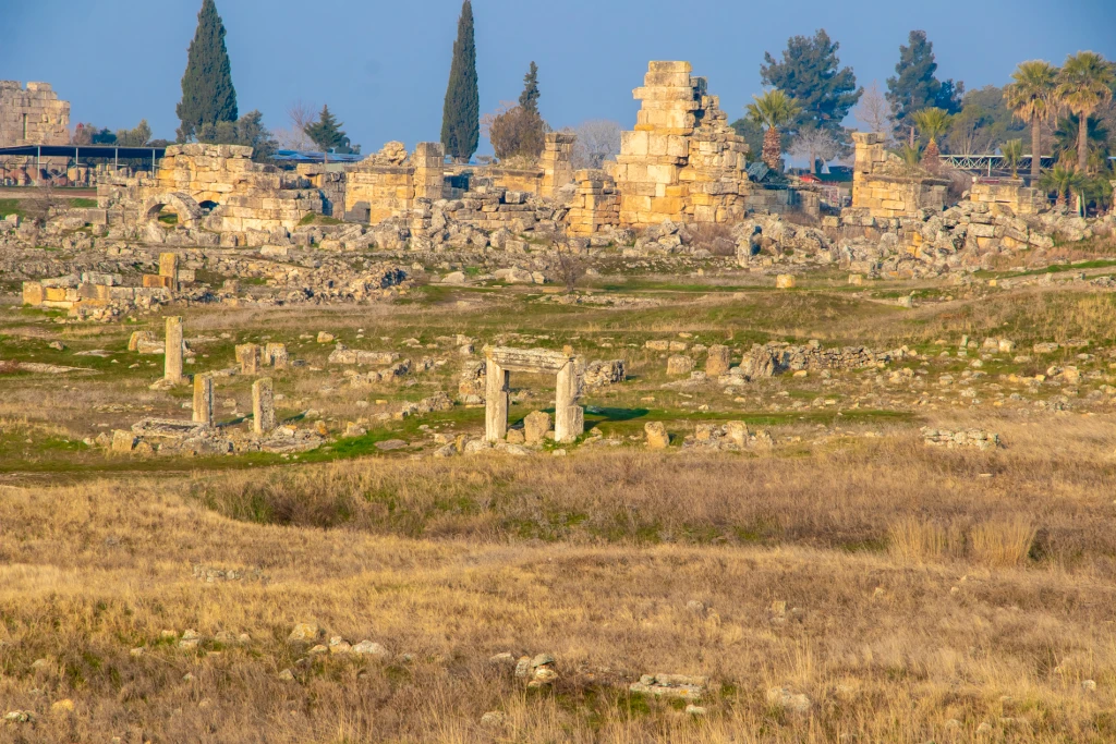 Side to Pamukkale Tour: Cotton Castle & Hierapolis Day Trip