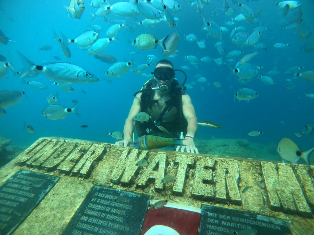 Side Scuba Diving: Underwater Museum Experience