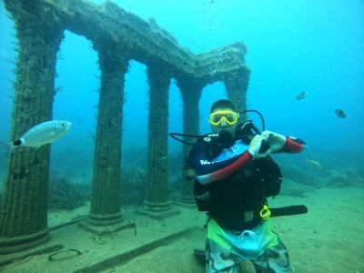 Side Scuba Diving: Underwater Museum Experience