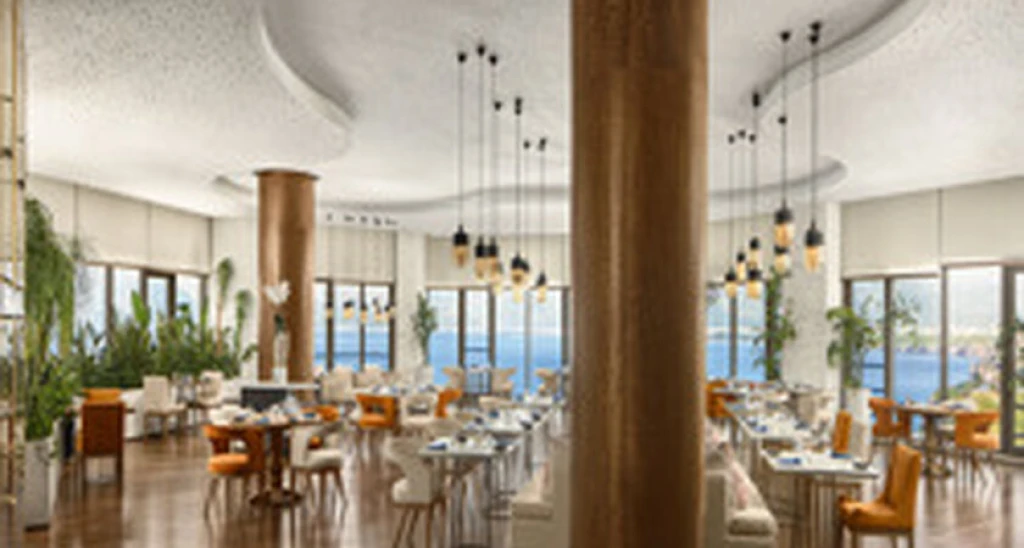 Akra V Hotel