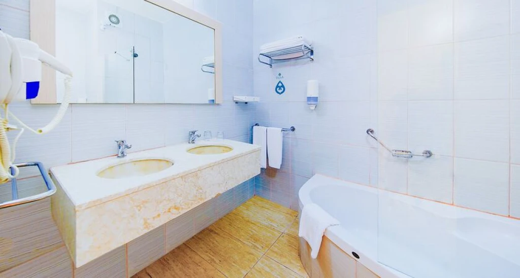 Daima Biz Hotel