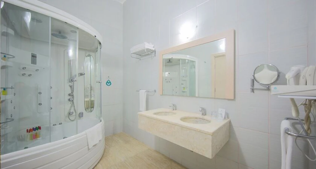 Daima Biz Hotel