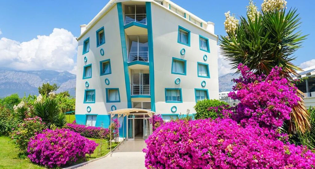 Daima Biz Hotel
