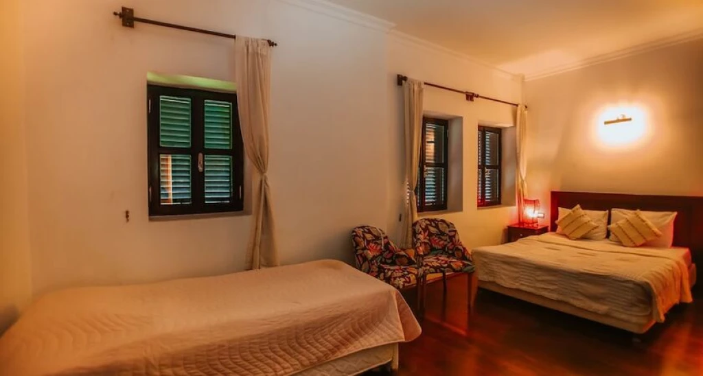 Hadrianus Hotel