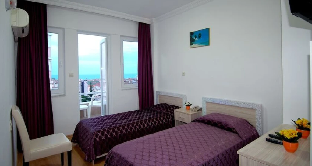 Lara Diamond Hotel
