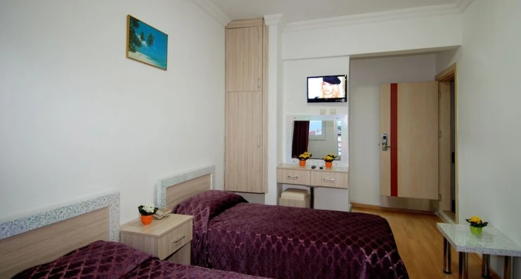 Lara Diamond Hotel