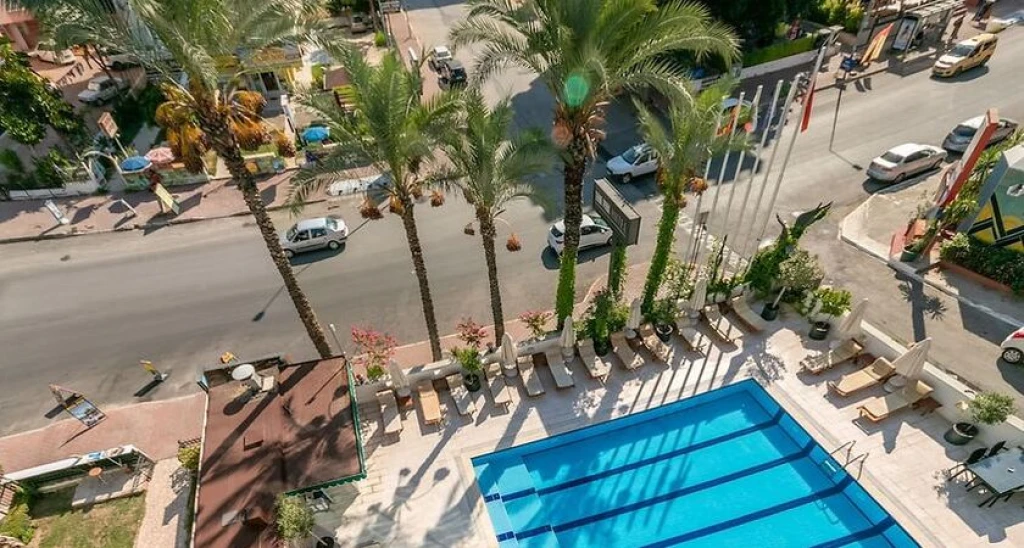 Lara Park Hotel