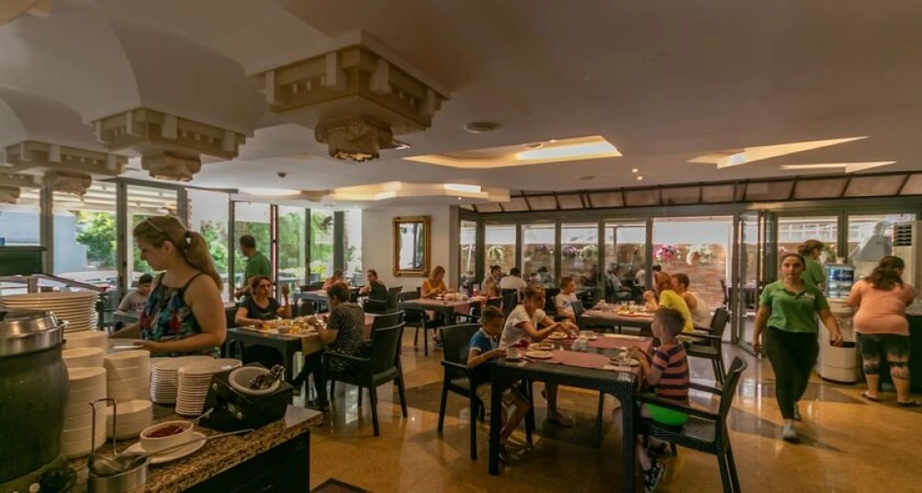 Lara Park Hotel