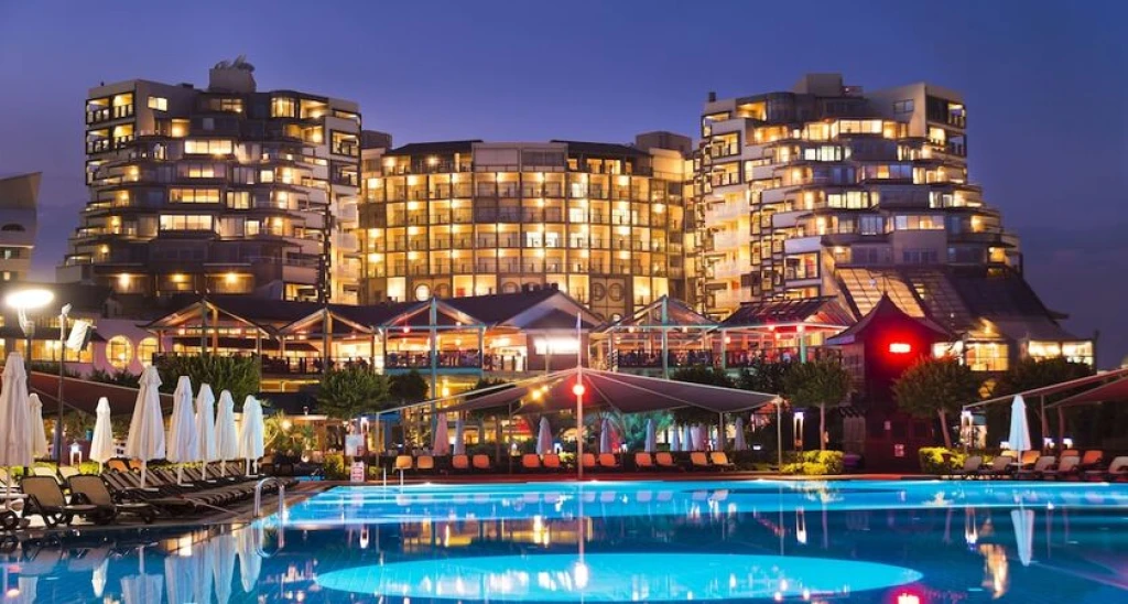 Limak Lara De Luxe Hotel - All Inclusive