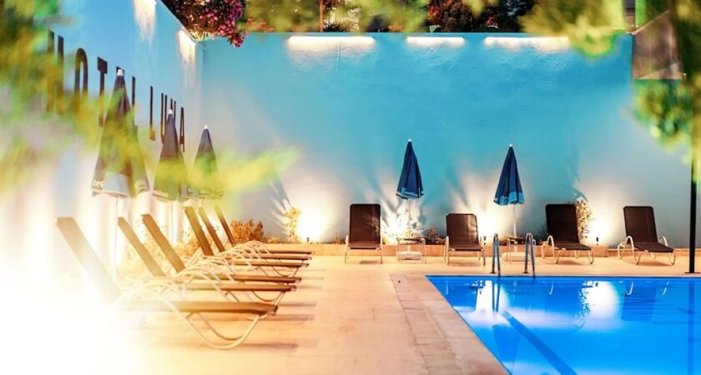 Luna Hotel