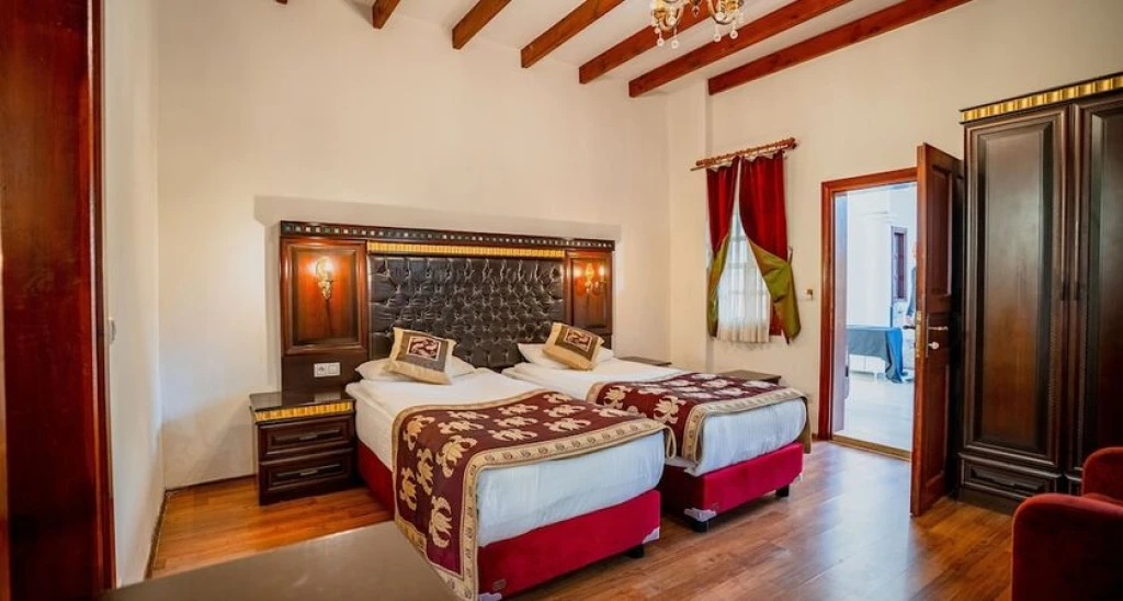 Mediterra Art Hotel