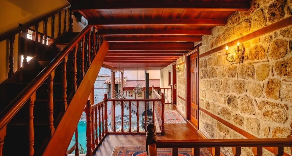Mediterra Art Hotel
