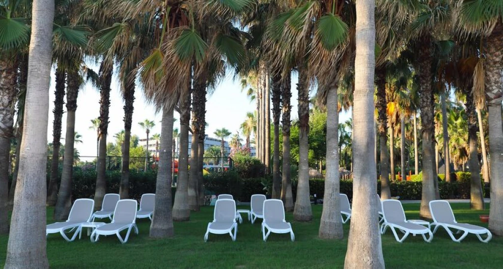 MIRAMARE BEACH HOTEL