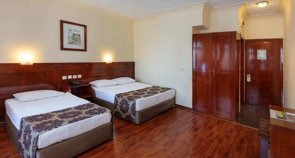 Nazar Beach City & Resort Hotel