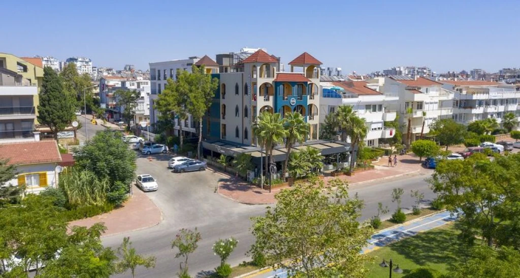 Nebilux Hotel