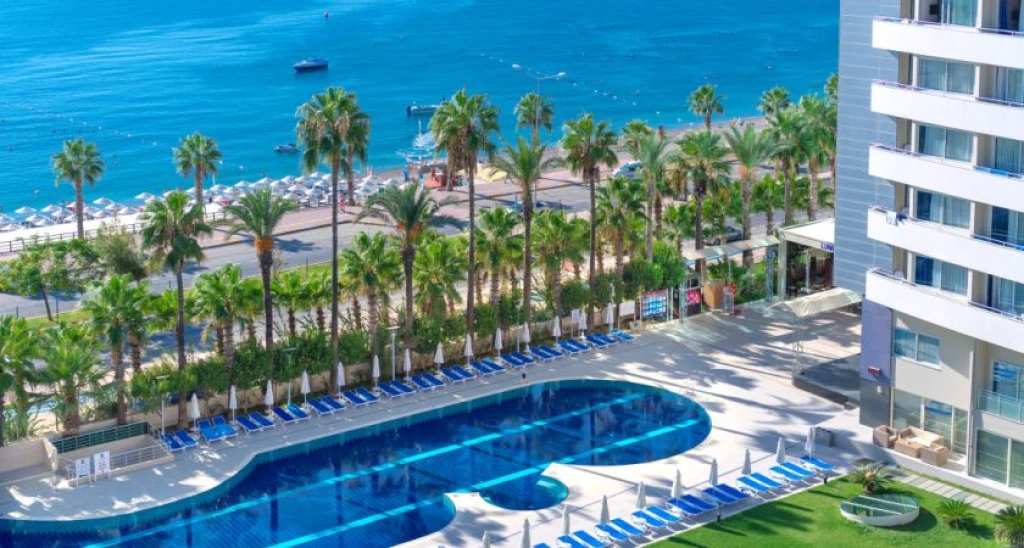 Porto Bello Resort & Spa