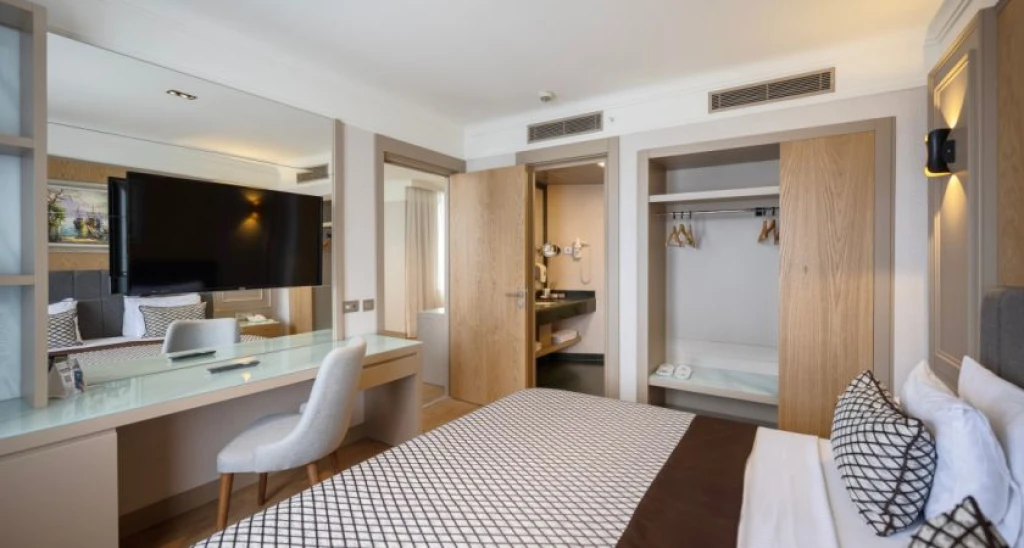Porto Bello Resort & Spa