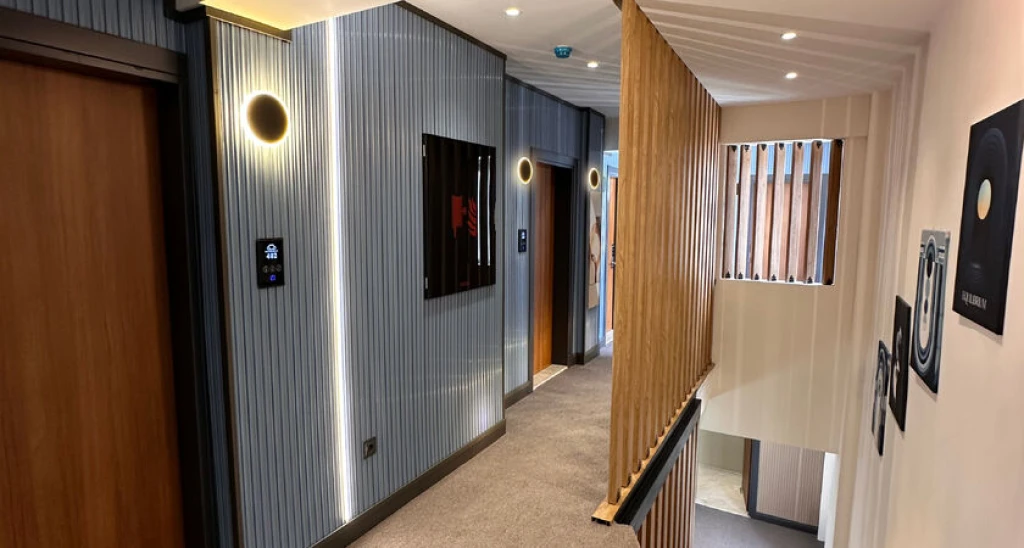 Sky Luxe Hotel
