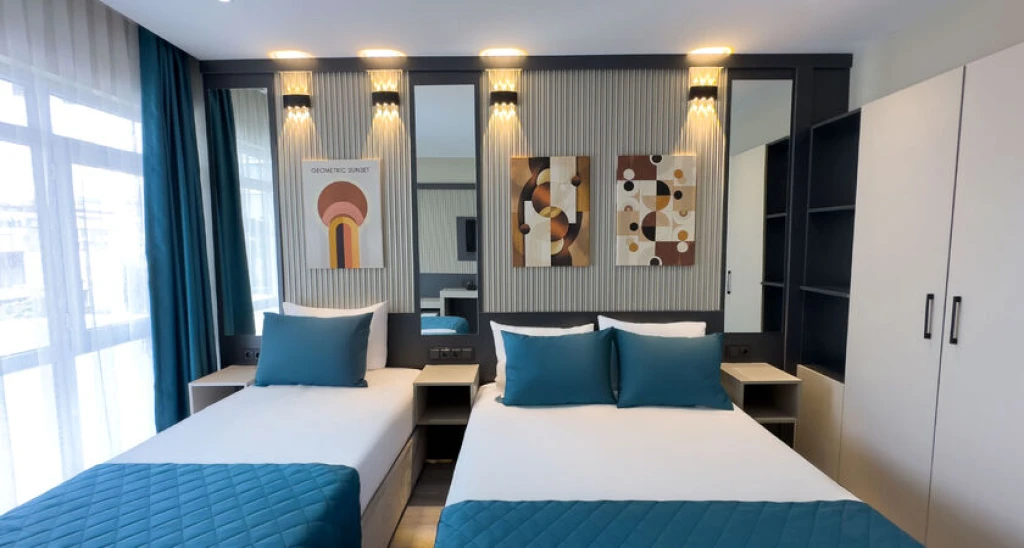 Sky Luxe Hotel