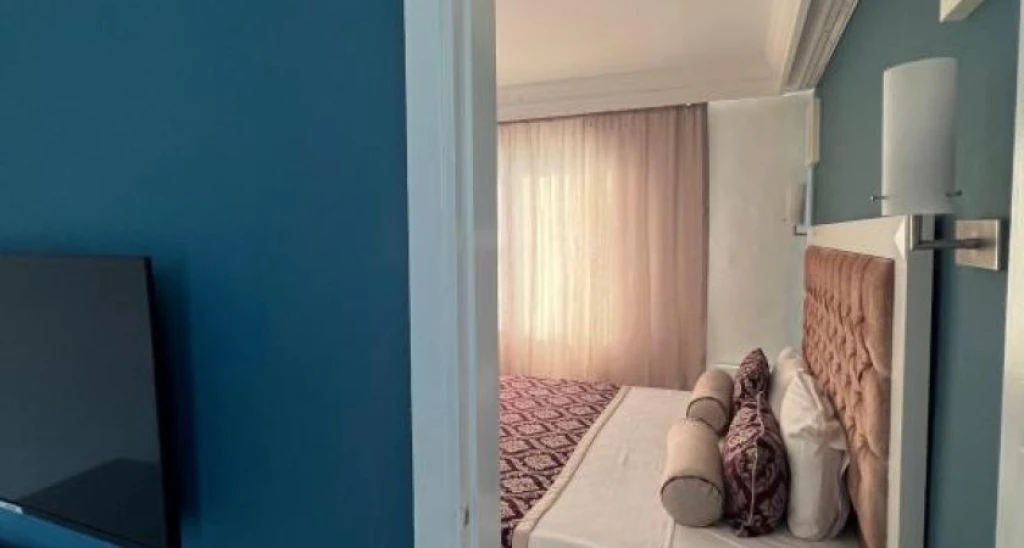 Sl La Perla Hotel