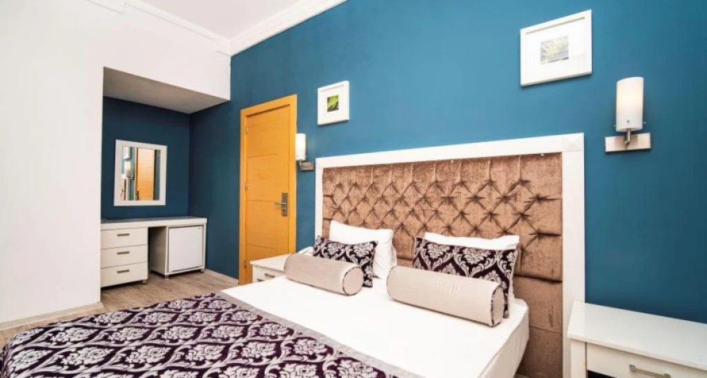 Sl La Perla Hotel