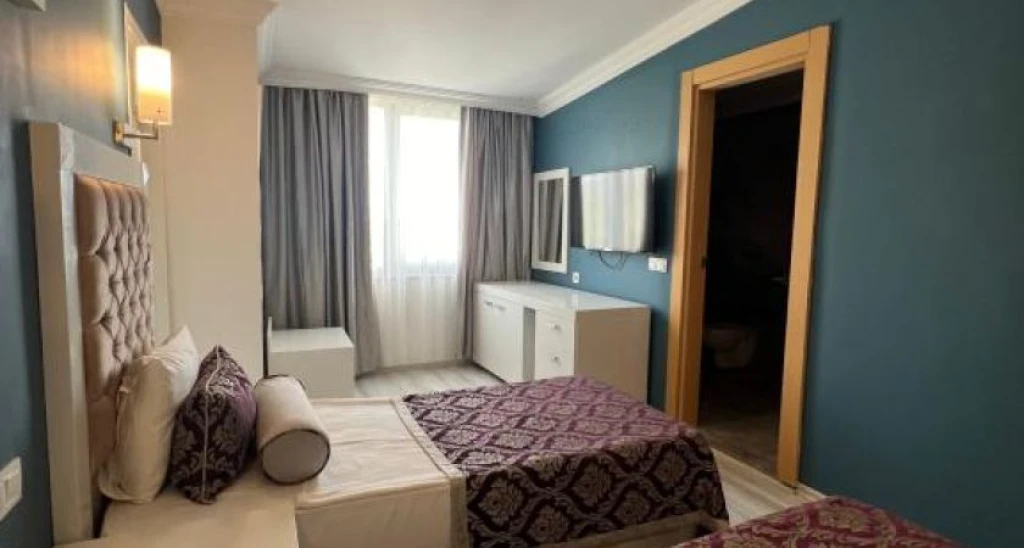 Sl La Perla Hotel