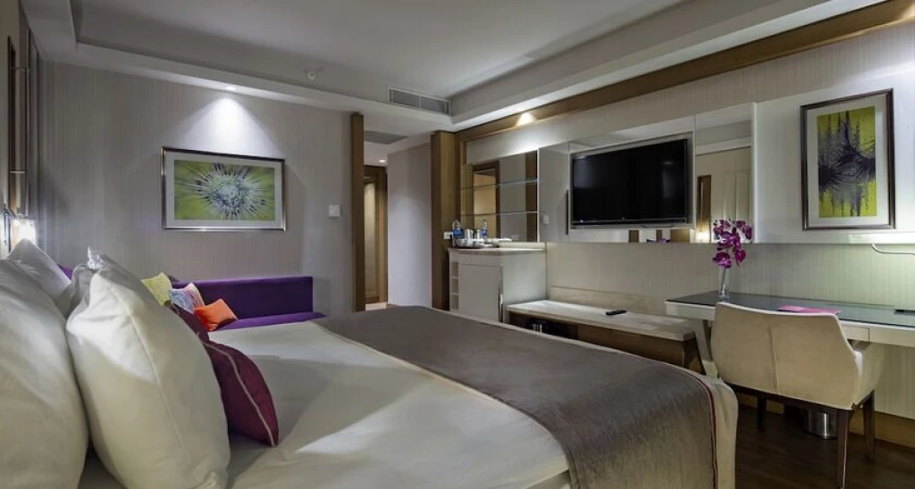 Trendy Lara Hotel