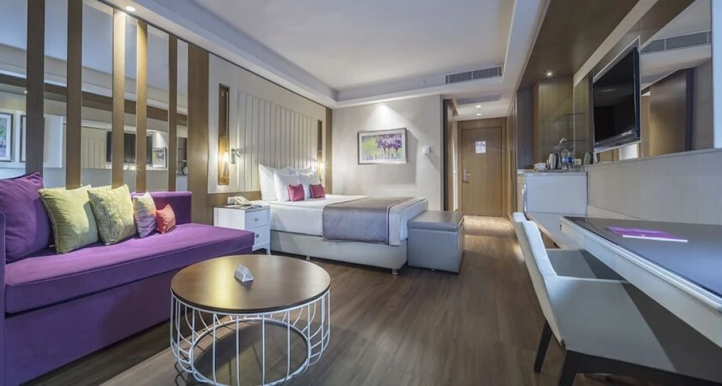 Trendy Lara Hotel