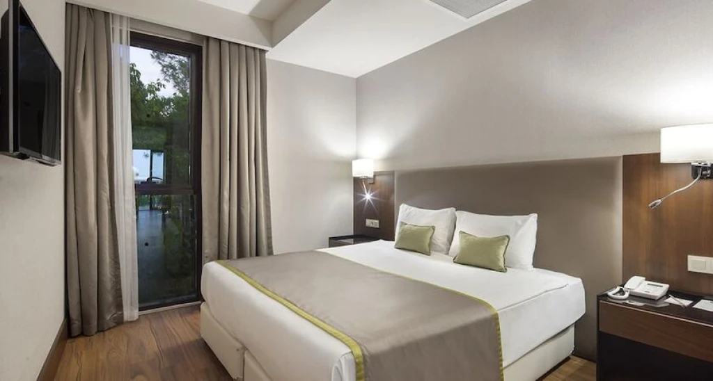 Trendy Lara Hotel