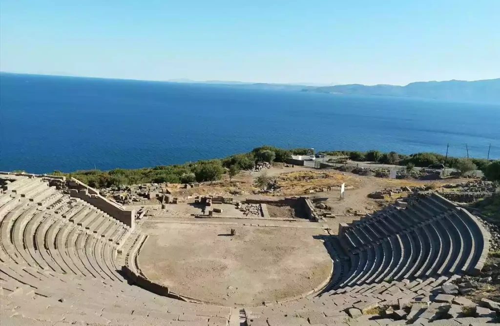 Bozcaada Assos Ayvalık Cunda Turu / 1 Gece Otel Konaklamalı