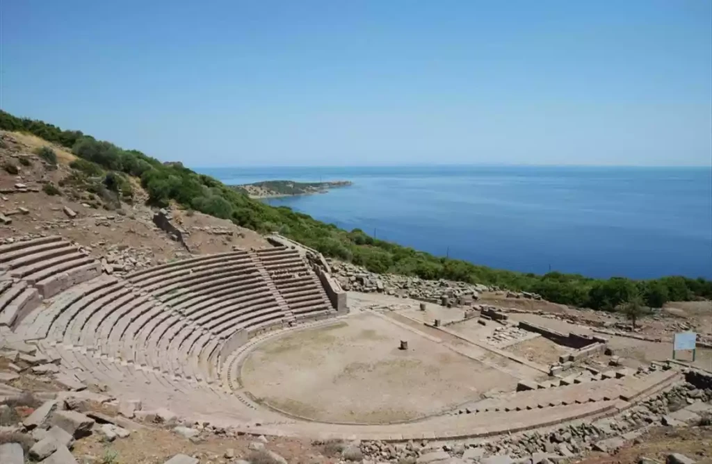 Bozcaada Assos Ayvalık Cunda Turu / 1 Gece Otel Konaklamalı