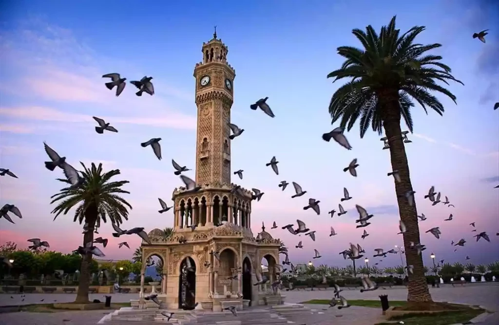 İzmir Kuşadası Çeşme Alaçatı Ayvalık Turu / 2 Gece Otel Konaklamalı