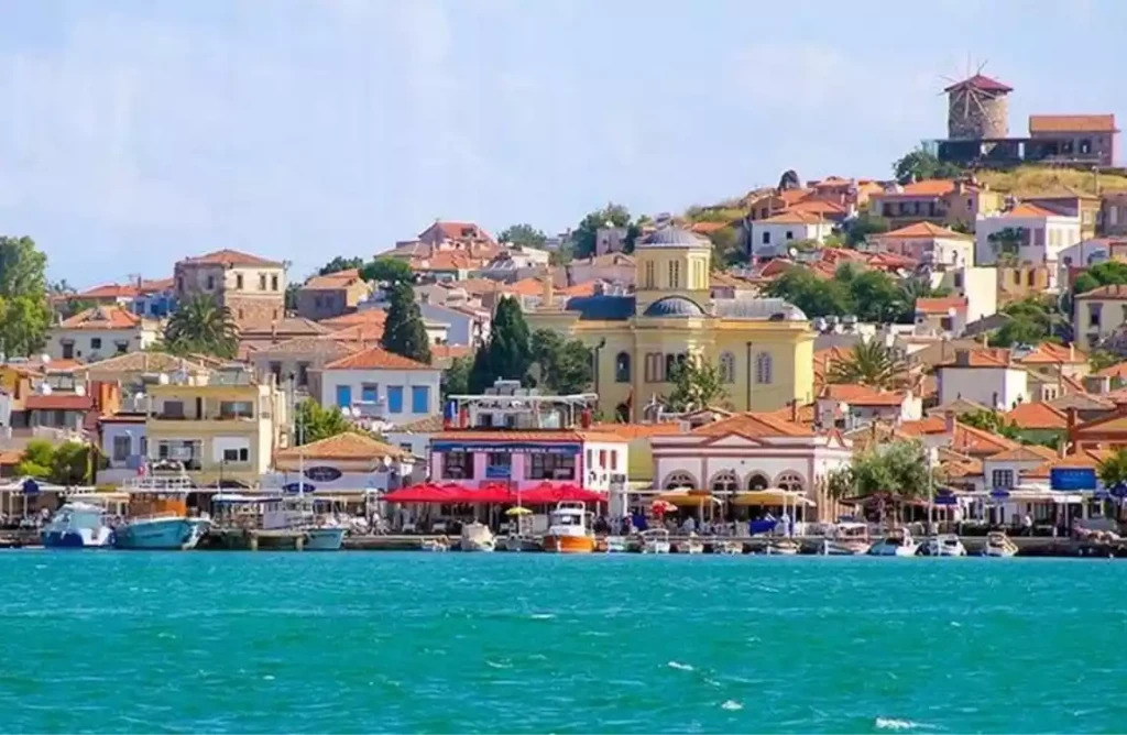 İzmir Kuşadası Çeşme Alaçatı Ayvalık Turu / 2 Gece Otel Konaklamalı