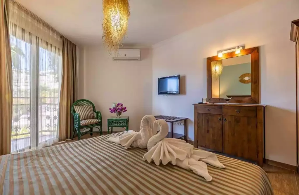 Ayaz Aqua Beach Hotel Bodrum | 3 Gece Konaklamalı | İstanbul Bursa Ve İzmir Hareketli