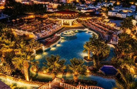 Phoenix Sun Hotel | 4 Gece Konaklama | İstanbul , Bursa Ve İzmir Hareketli